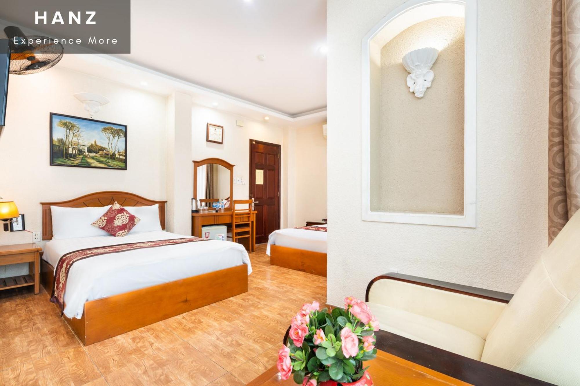 HANZ Queen Hotel Tan Binh Ho Chi Minh-stad Buitenkant foto